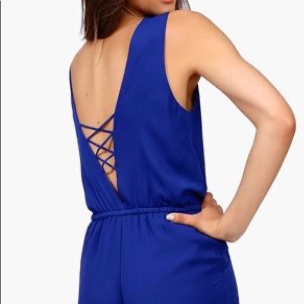 urban outfitters / cris-cross romper
